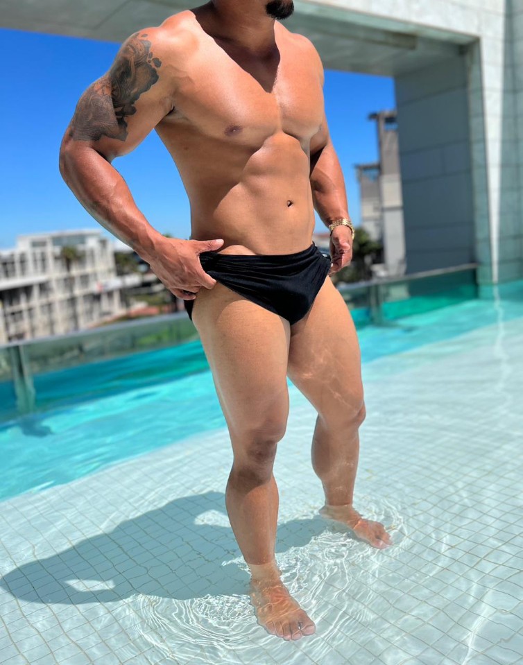 remi-nude-massage Body-slides-massage happy-ending-massage